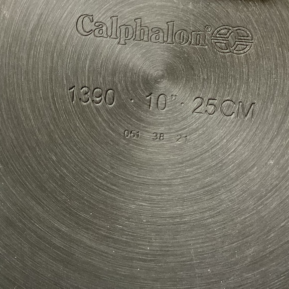 Simply Calphalon Nonstick Omelette Pan, 10, NWT - Picture 5 of 5